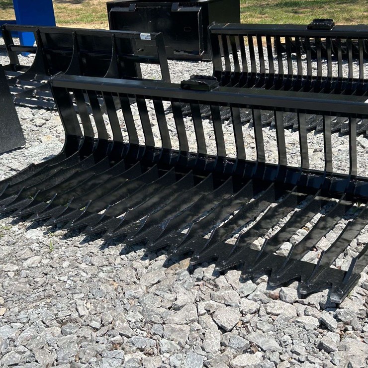 Skid Steer Skeleton Bucket Low Side Attachment