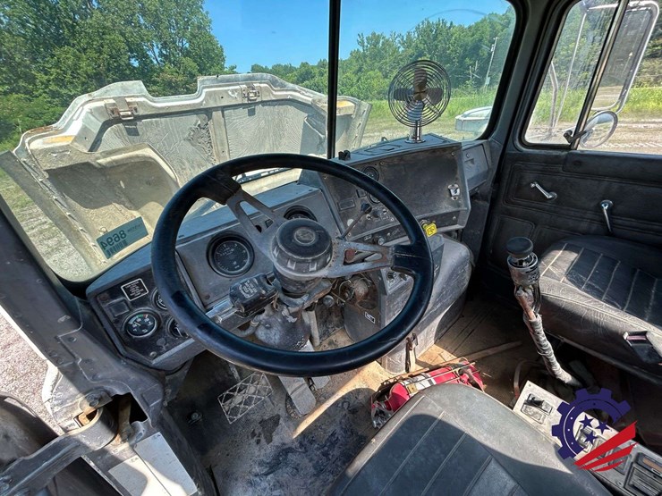 1998-mack-dm690s-image-72