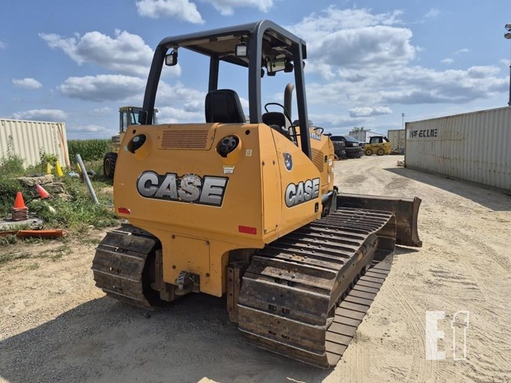 case-750m-image-3