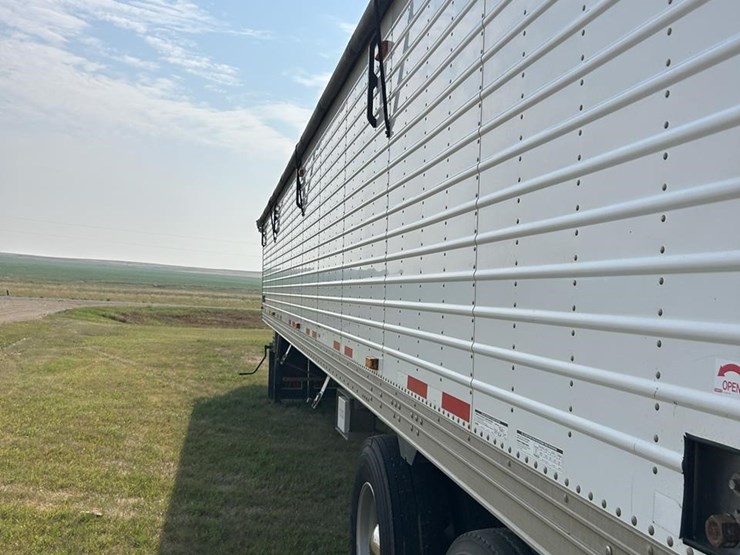 2015-timpte-grain-trailer-image-42
