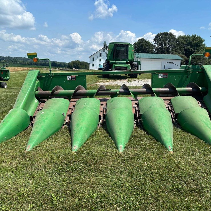 JOHN DEERE 693