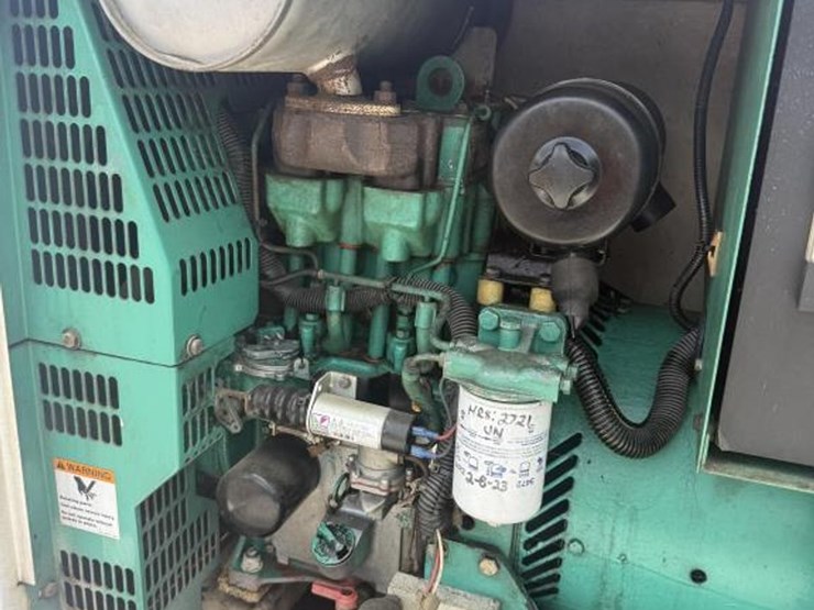 #48-•-onan-cummins-generator-on-trailer-image-21