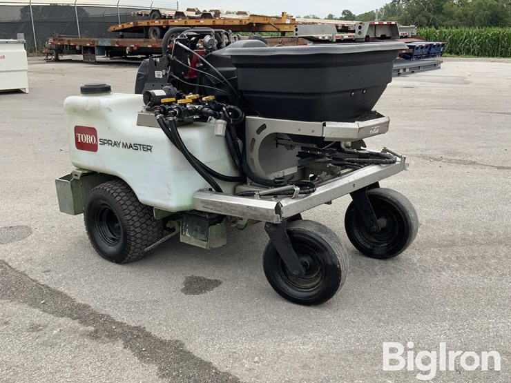 2020-massey-ferguson-730-image-3