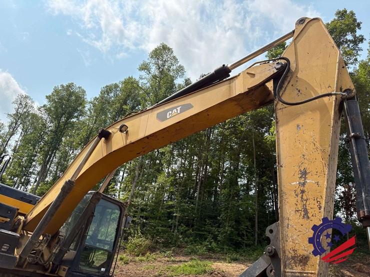 2012-caterpillar-329el-image-24