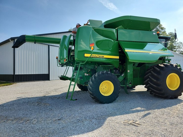 2010-john-deere-9670-sts-image-34