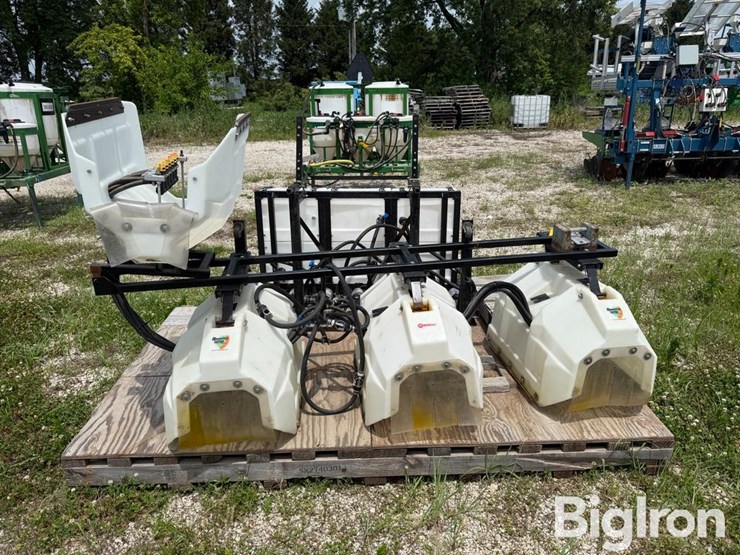 shop-built-4r30-3-pt-hood-sprayer-image-2