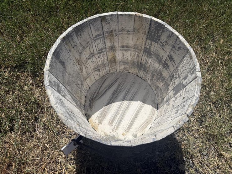 #110-•-large-grey-rustic-wooden-bucket-image-3