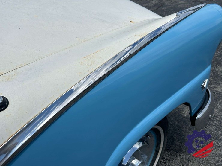 1955-ford-fairlane-club-sedan-image-30