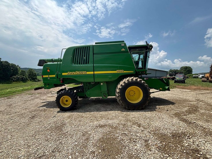 john-deere-9550-image-2