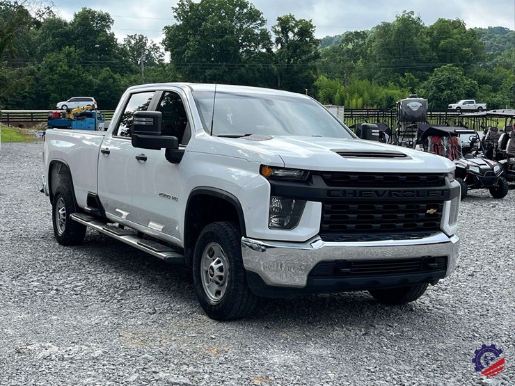 2021-chevrolet-silverado-2500-image-11