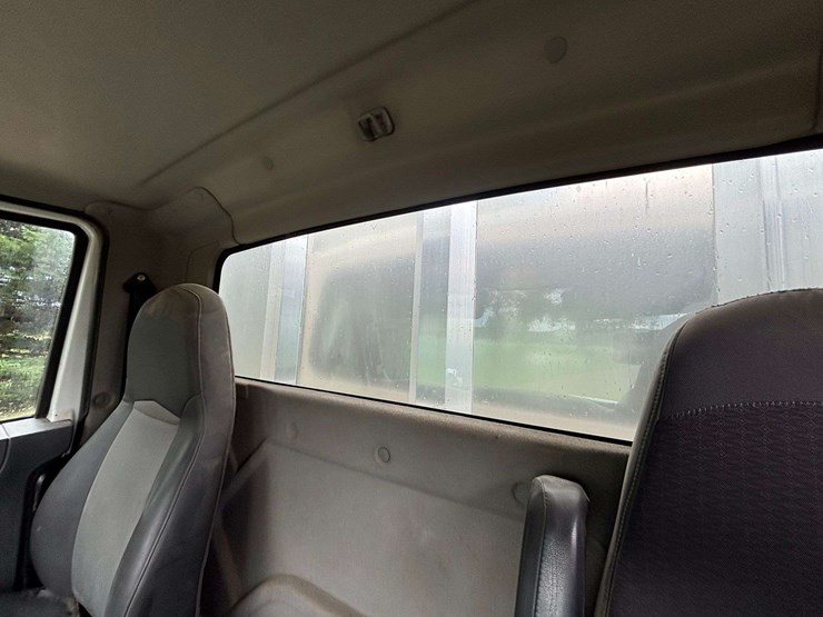 2011-international-durastar-4400-image-31