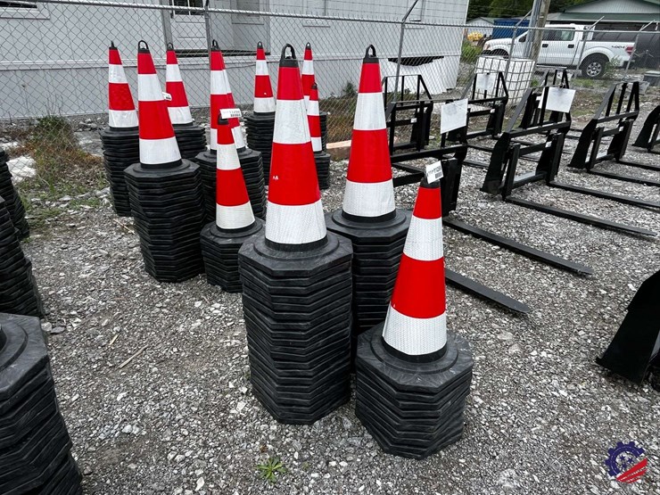 (50)-unused-2026-ce-irstc-safety-traffic-cones-image-1