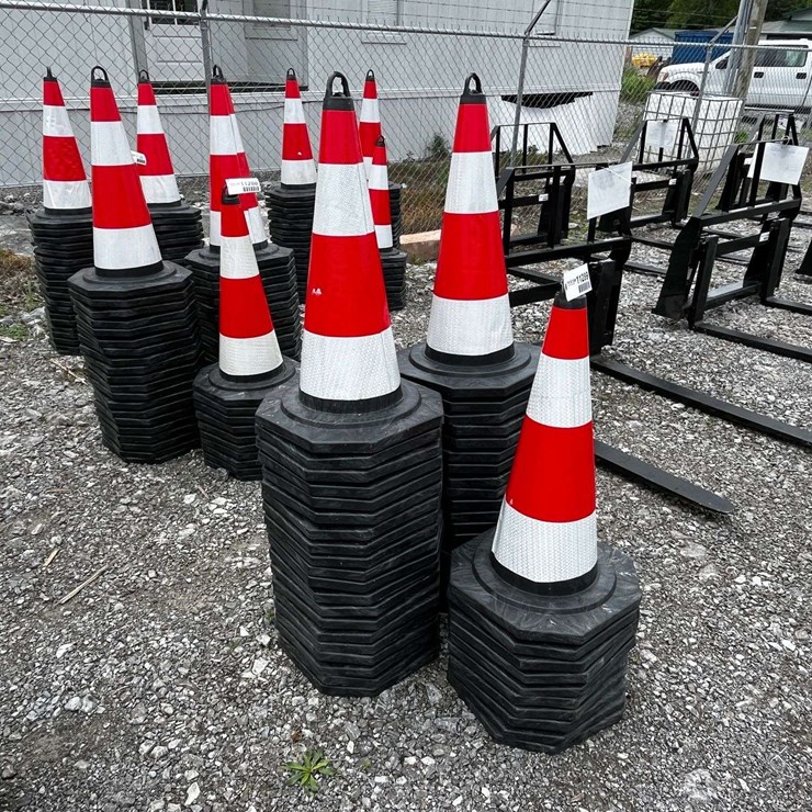 (50) Unused 2026 CE IRSTC SAFETY TRAFFIC CONES