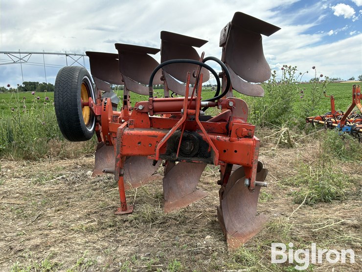 massey-ferguson-57-image-2
