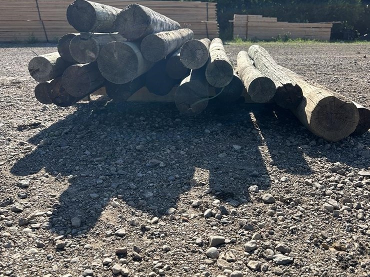 21x-round-wood-poles-image-5