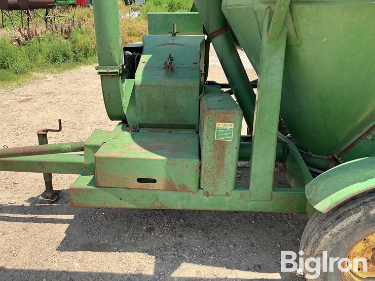 john-deere-400-image-12