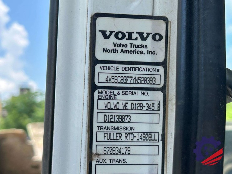 1999-volvo-truck-vnm84-tri-axle-dump-truck-image-67