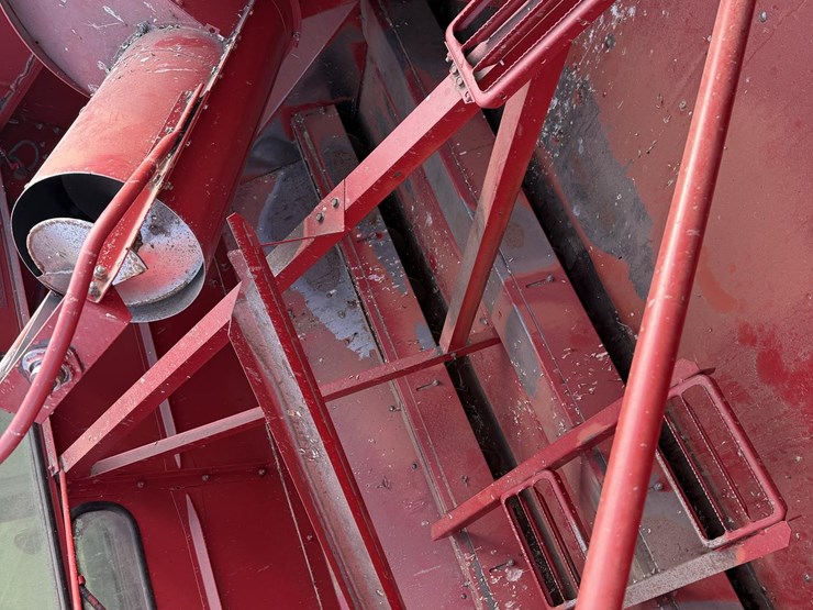1997-case-ih-2188-image-43
