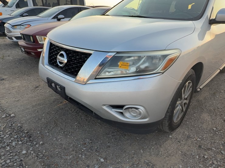 2016-nissan-pathfinder-image-18