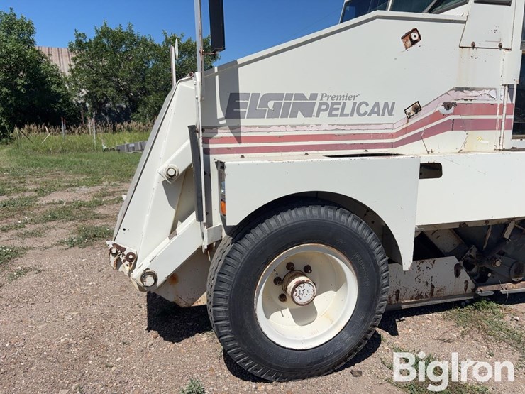 1990-elgin-pelican-image-9