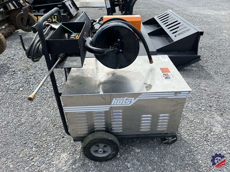 2007-hotsy-1710-pressure-washer-image-12