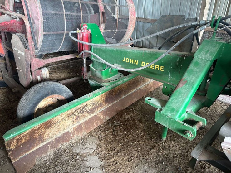 john-deere-155-image-1