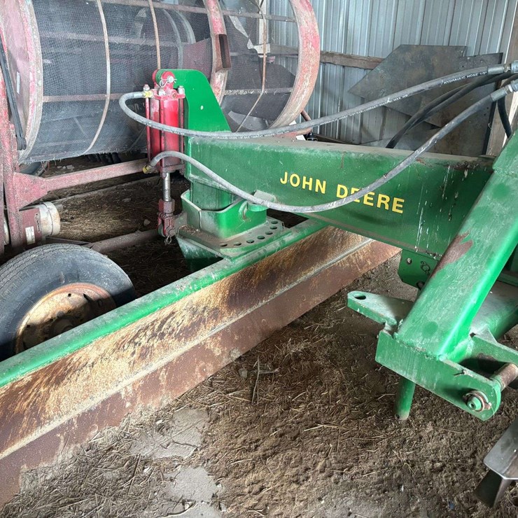 JOHN DEERE 155