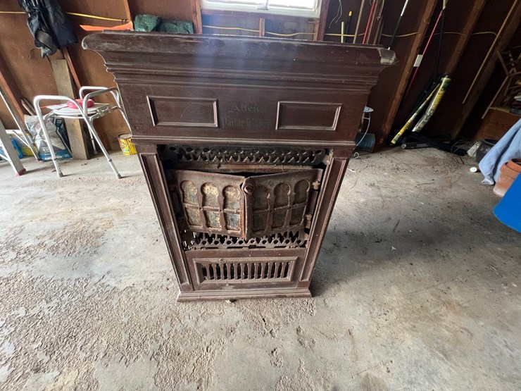 #9958-•-wood-stove-image-1