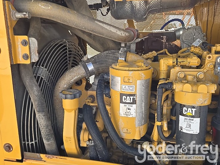 caterpillar-d5k2-image-41