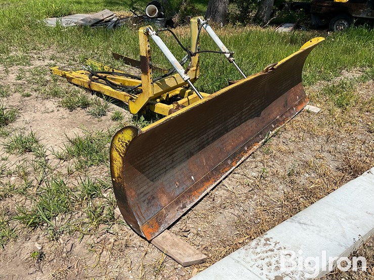 john-deere-10-image-3