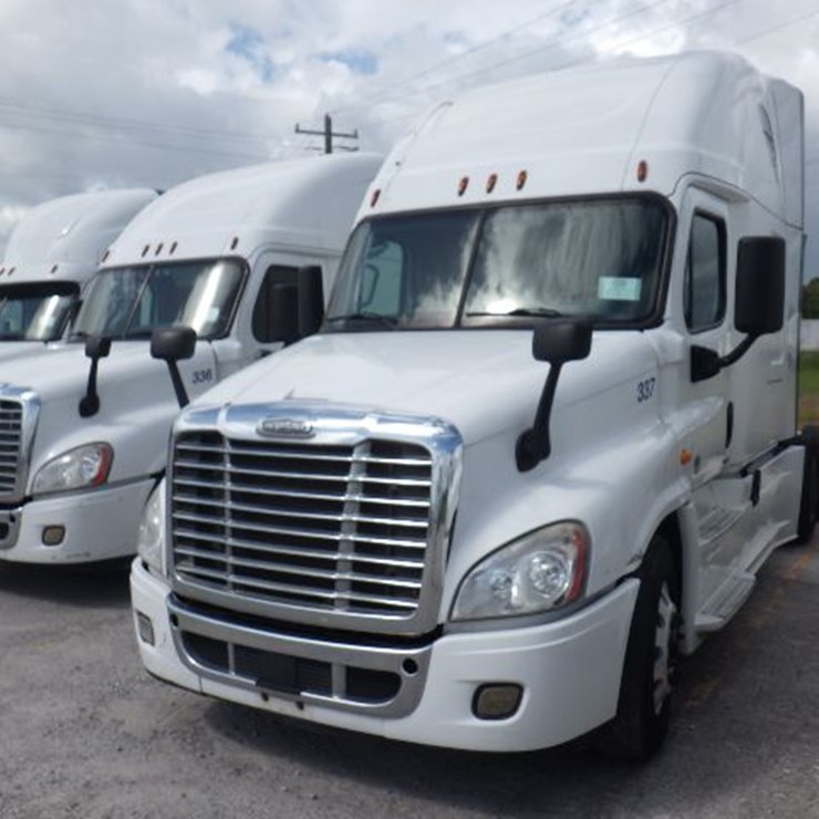 2017 FREIGHTLINER CASCADIA 125 EVOLUTION