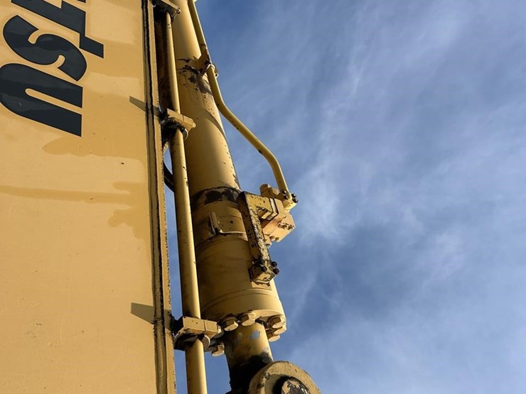 2002-komatsu-pc600-lc-6-image-109