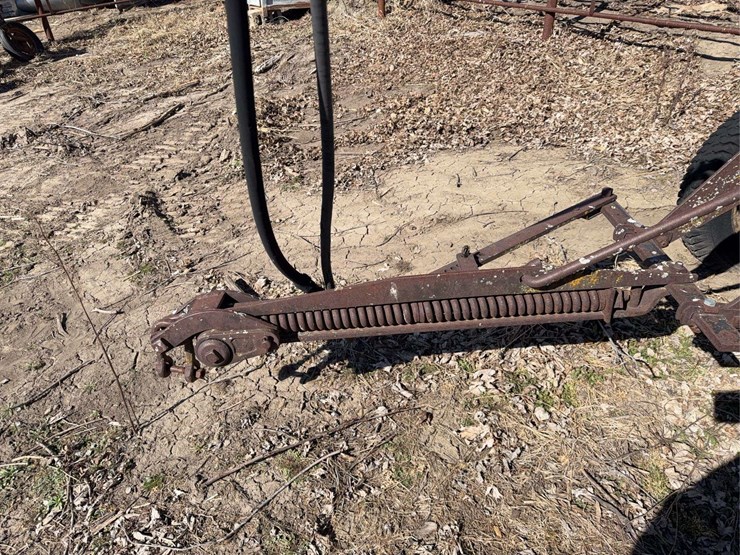 john-deere-pull-type-no.-44-two-bottom-plow-image-10
