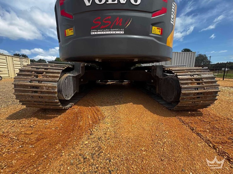 2025-volvo-ecr235e-tunnel-boom-hydraulic-excavator-image-38