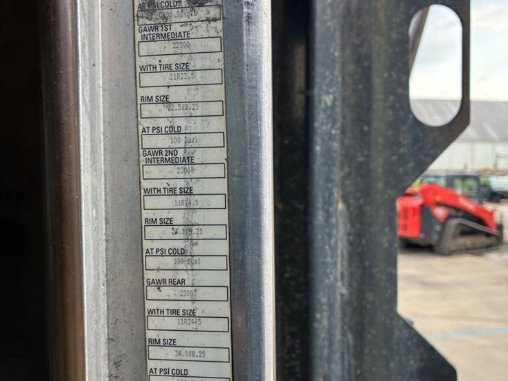 2014-kenworth-t800-image-10