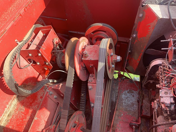case-ih-1680-image-27