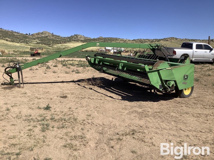 john-deere-240-image-1
