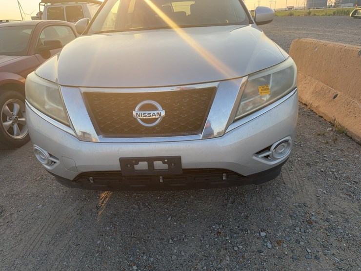 2016-nissan-pathfinder-image-19