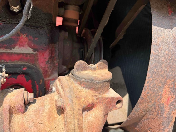mccormick-deering-w6-standard-tractor-image-24