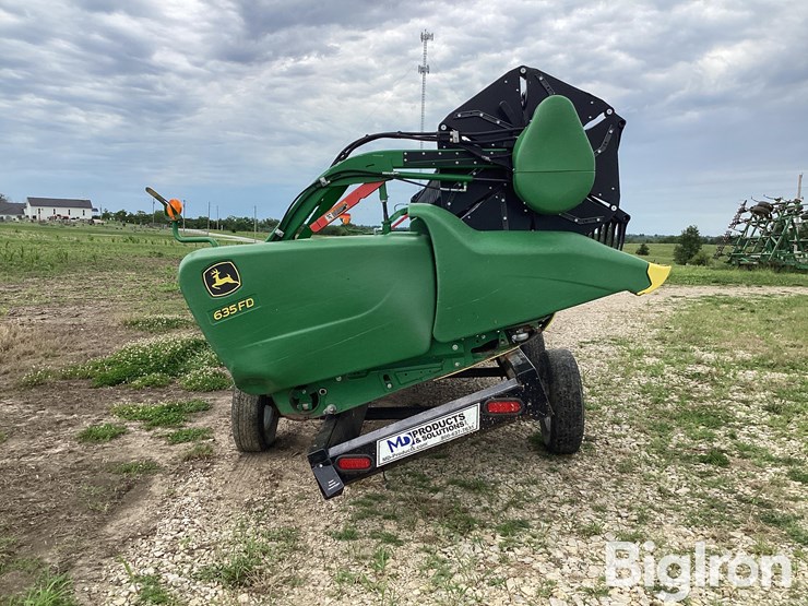 2018-john-deere-635fd-image-4
