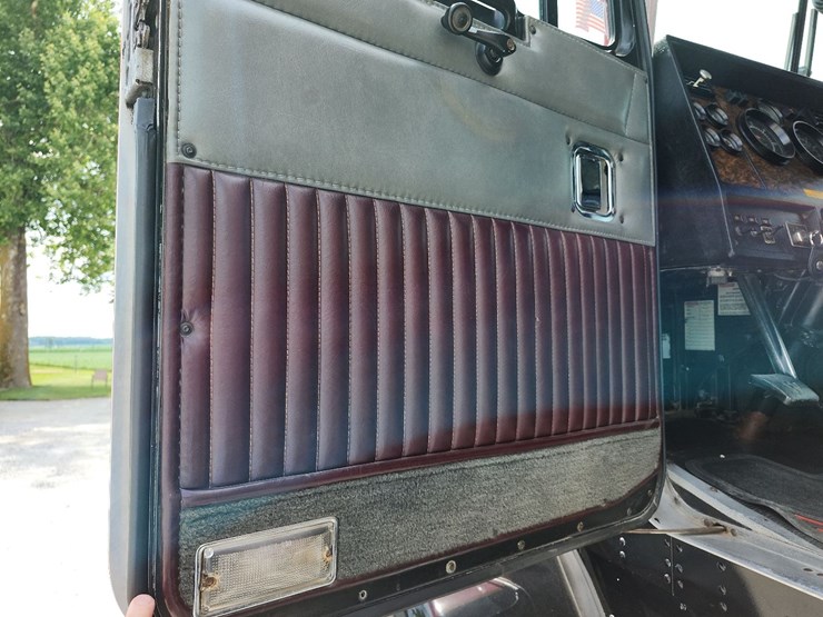 1994-kenworth-t800-image-31