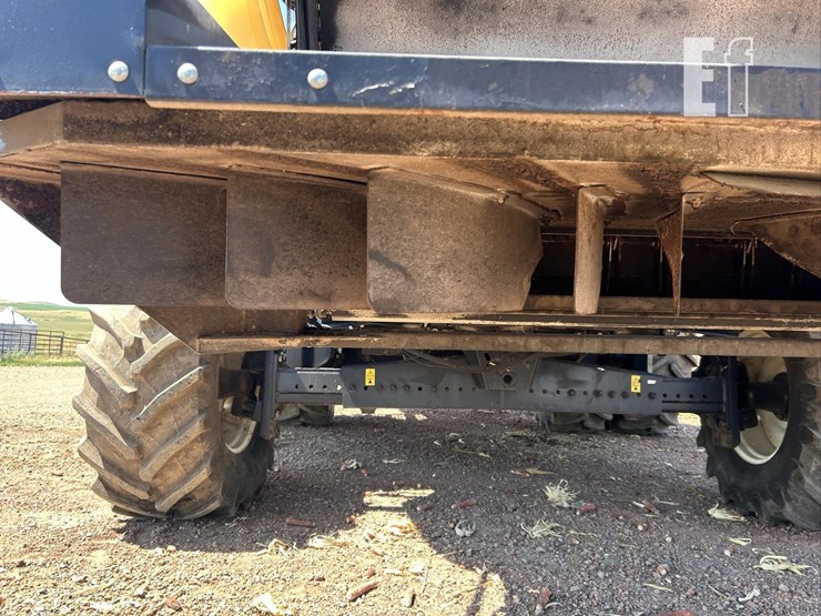 2013-new-holland-cx8080-image-35