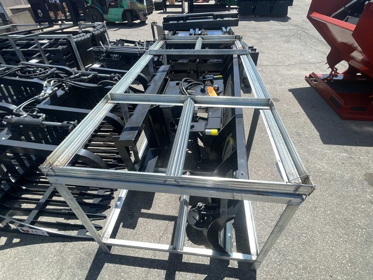 #8261-•-unused-2026-jct-skid-steer-dozer-blade-(o2)-image-3