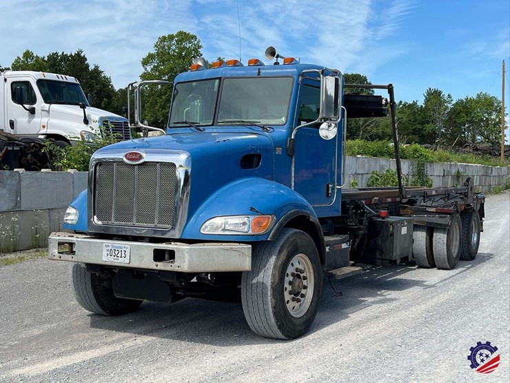 2008-peterbilt-340-image-13