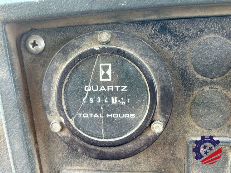 1997-mack-dm690s-image-62