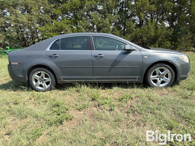 2008-chevrolet-malibu-lt-4-door-sedan-image-4