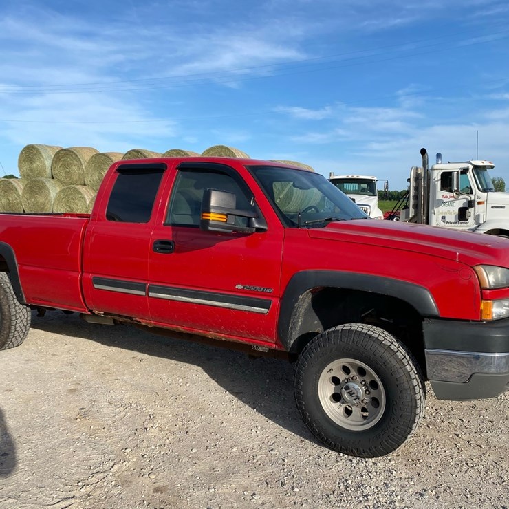 2005 CHEVROLET 2500