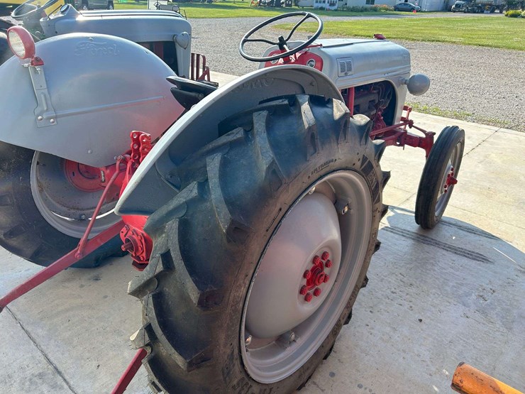 ford-8n-image-3