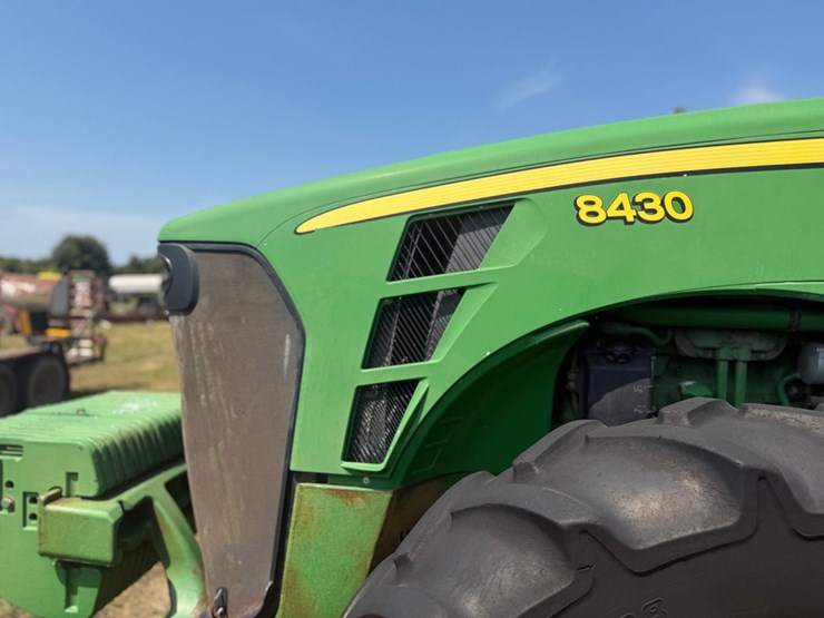 2007-john-deere-8430-image-35