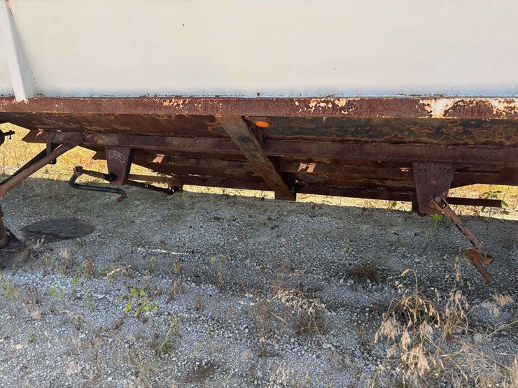 1995-wheeler-hopper-bottom-image-14